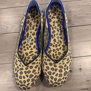 Rothy’s Spotted Leopard Round toe Flat 10